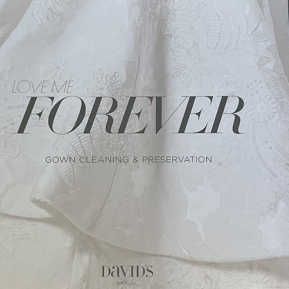 NWOT Love Me Forever Gown Cleaning & Preservation Kit - Picture 8 of 9